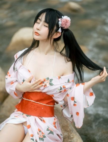 与君初相识恰似故人归